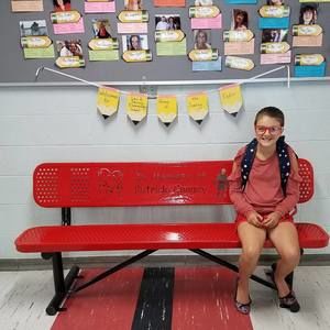 Meet your Posher, Laura